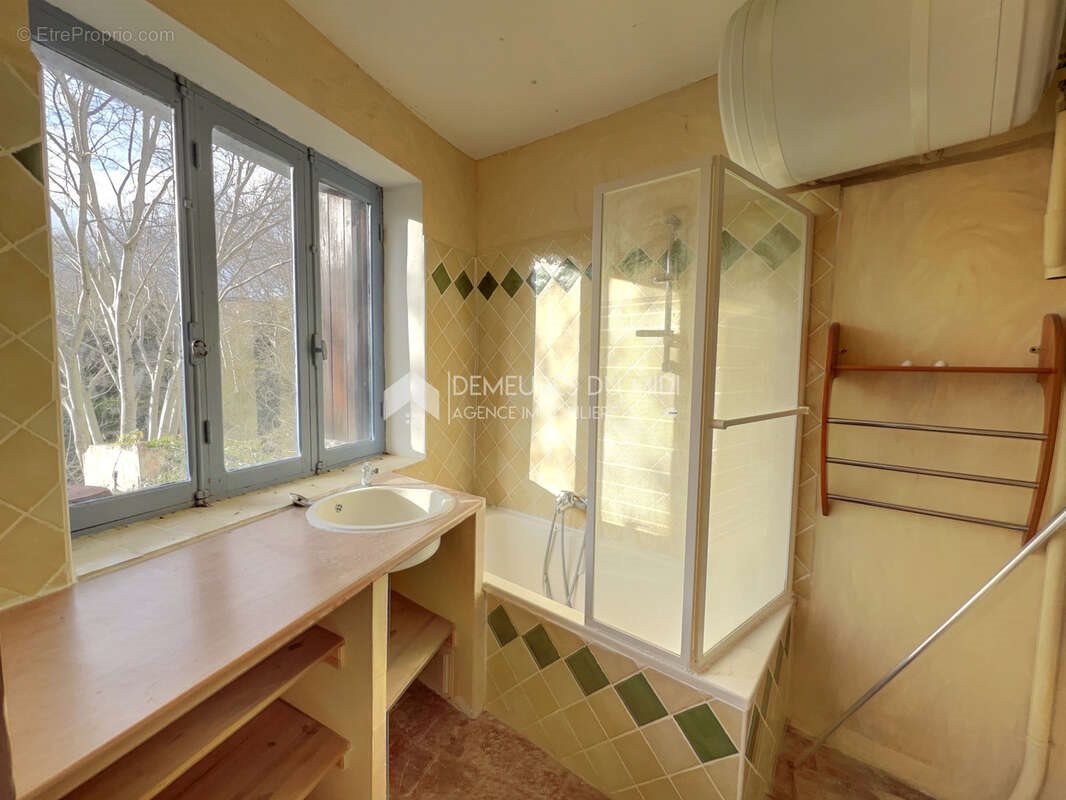 Maison à vendre, 136m², Sauve