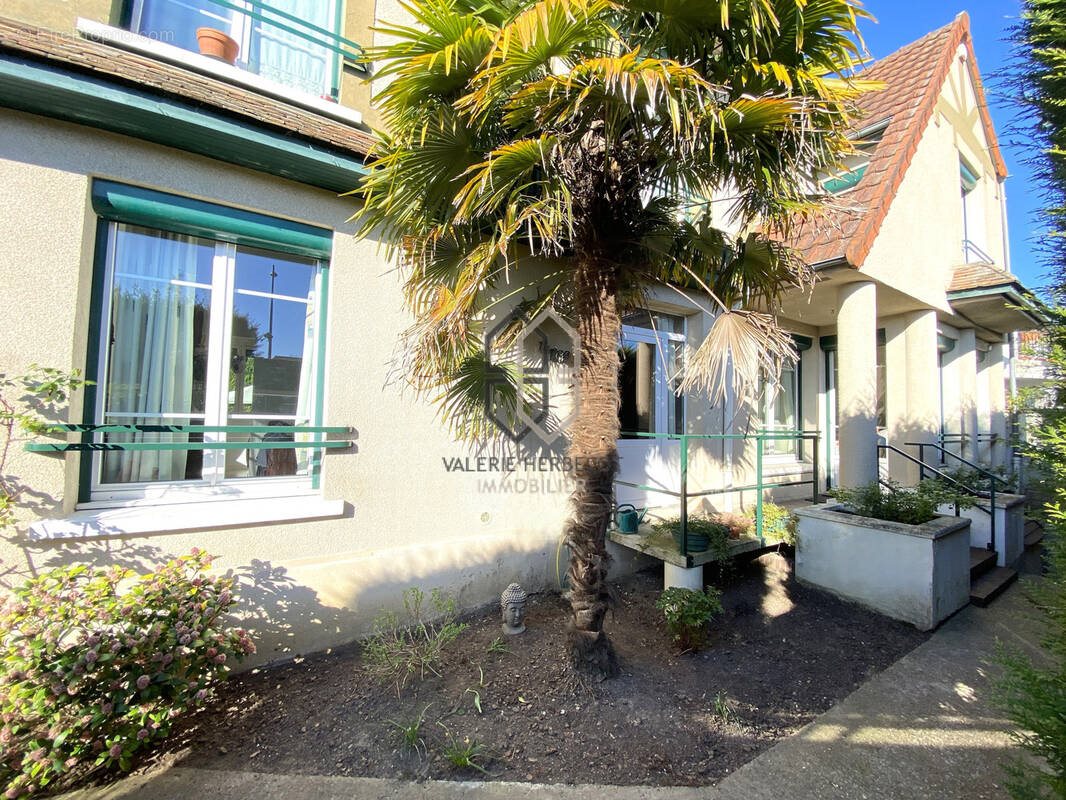 Maison à vendre, 220m², Ormesson-sur-Marne