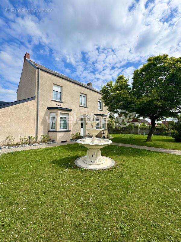 Maison à vendre, 183m², Boussois