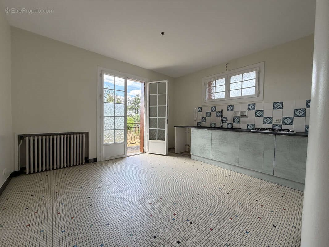 Maison à vendre, 188m², La Roche-Chalais