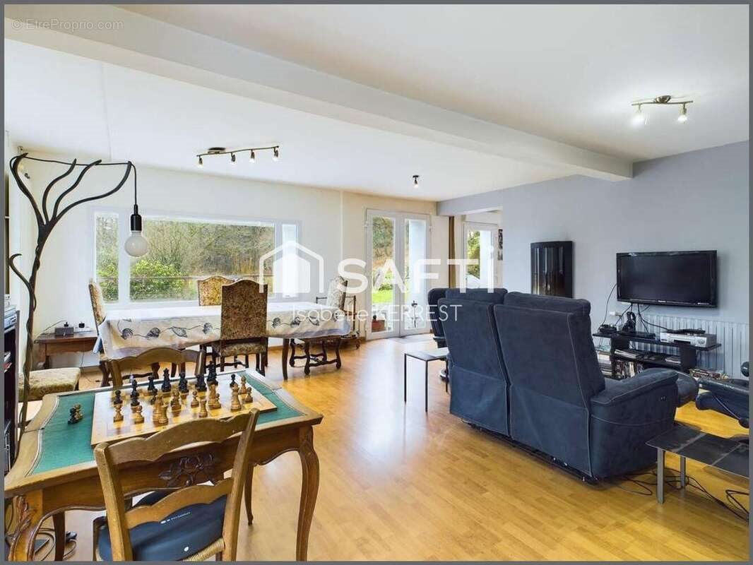 Maison à vendre, 260m², Sibiril