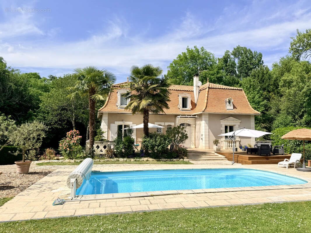 Maison à vendre, 183m², Chancelade