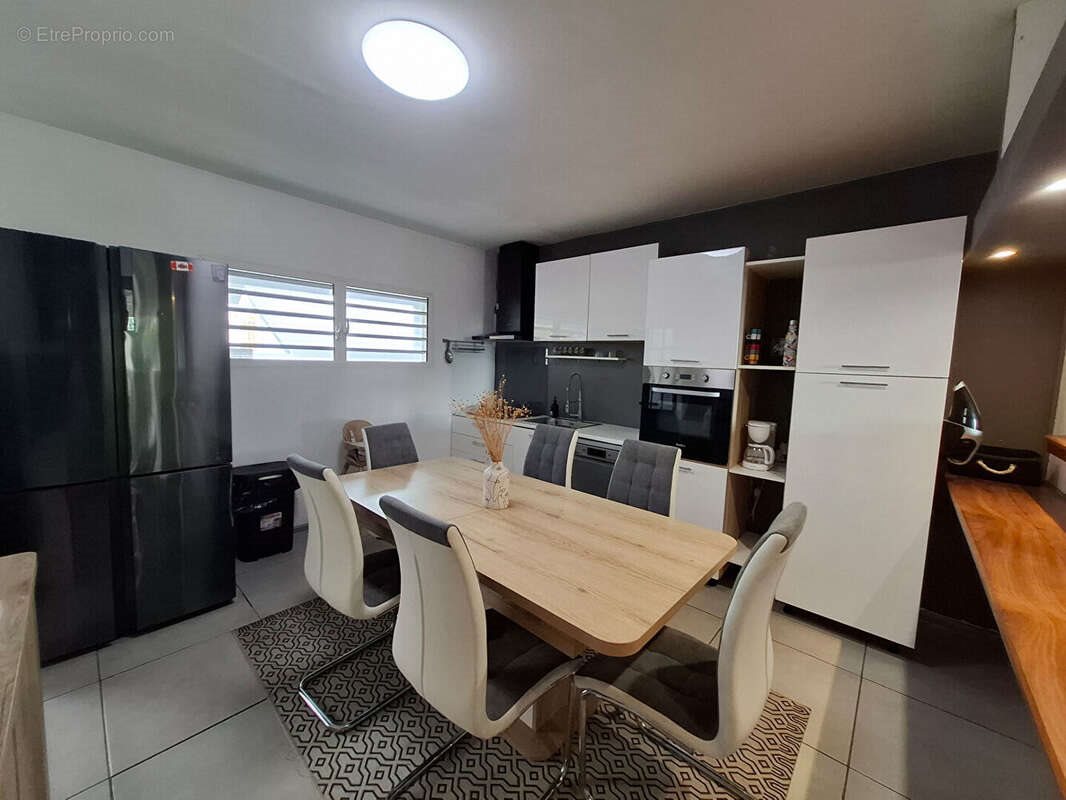 Appartement à vendre, 80m², Saint-Pierre