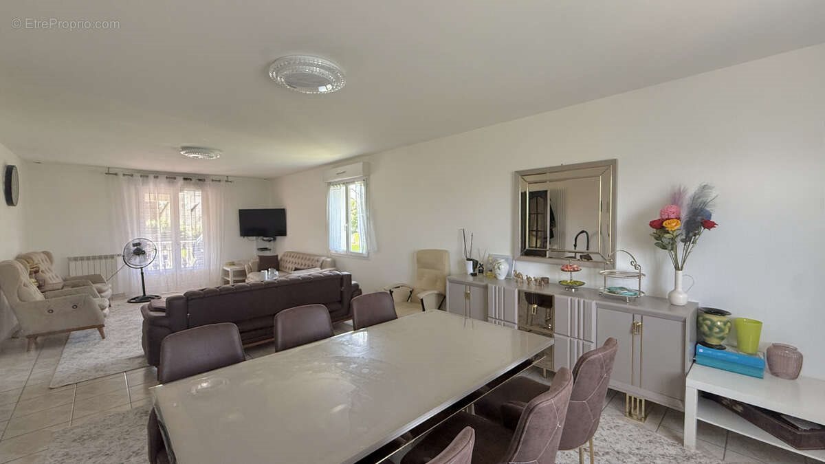 Maison à vendre, 218m², Bléré