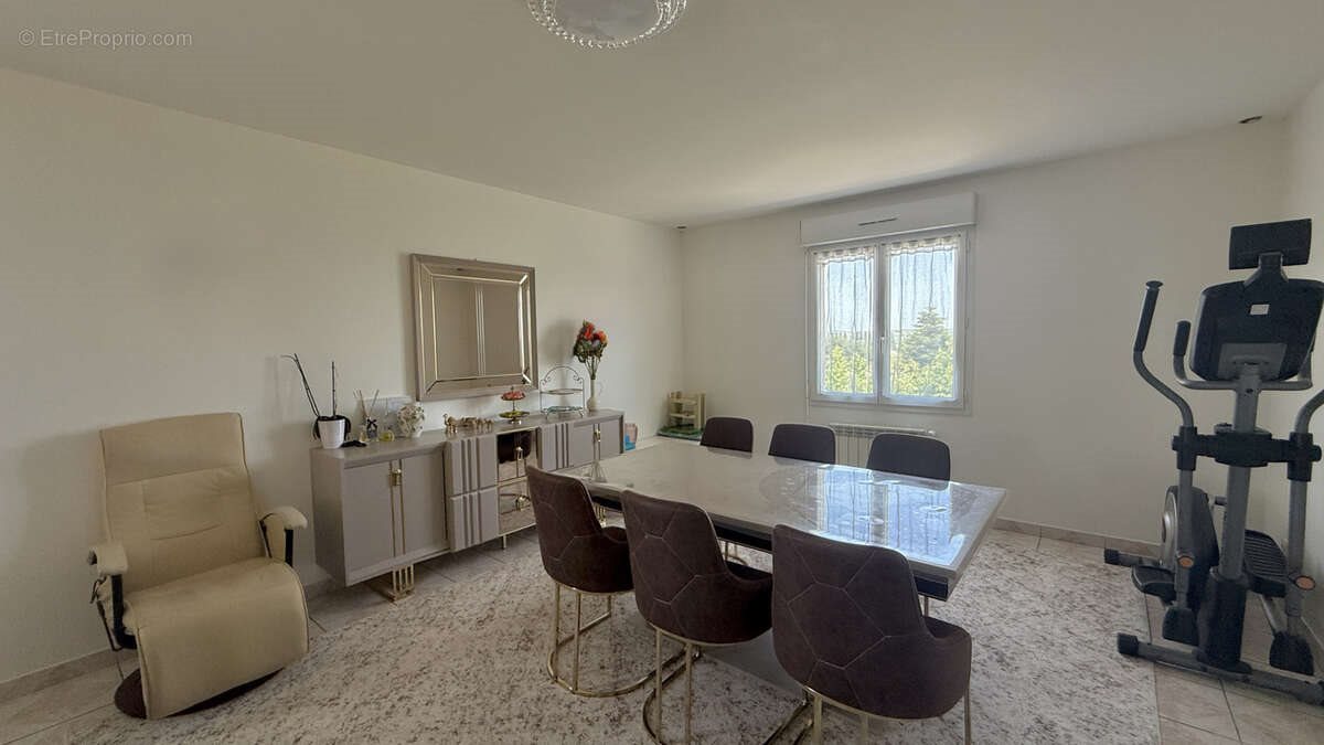 Maison à vendre, 218m², Bléré
