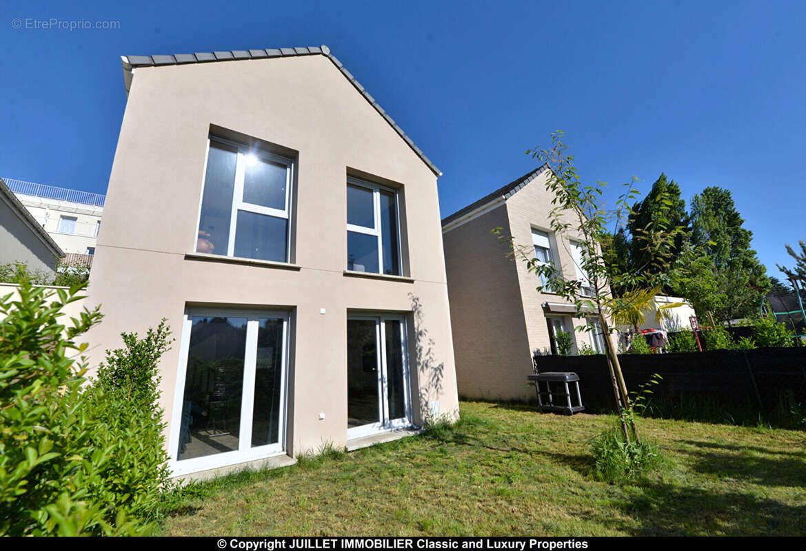 Maison à vendre, 101m², Pontault-Combault
