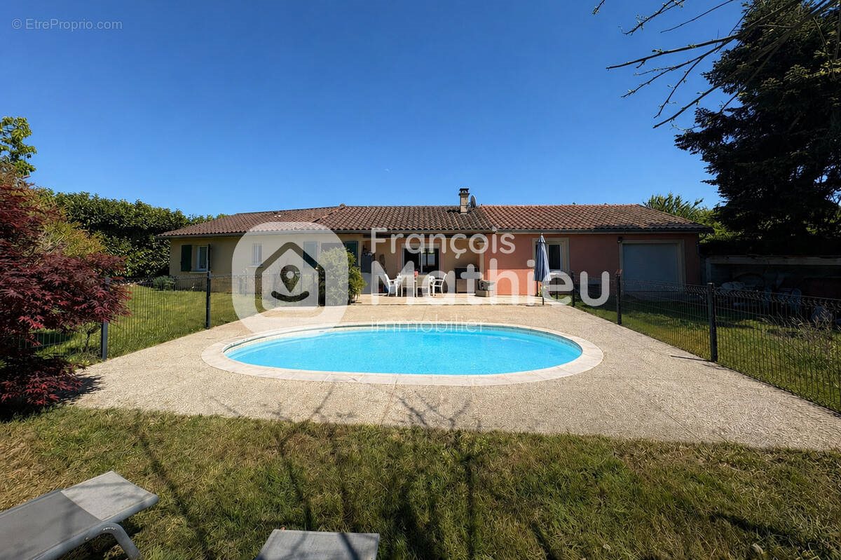 Maison à vendre, 126m², Marlieux