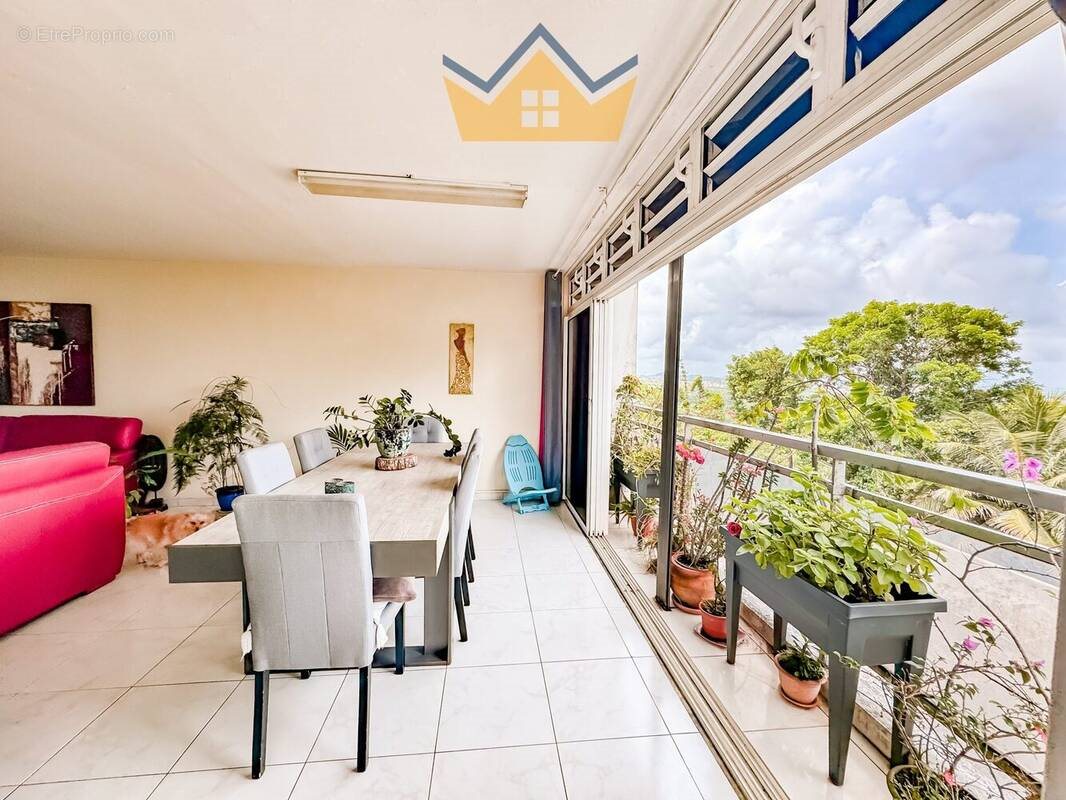 Appartement à vendre, 95m², Fort-de-France