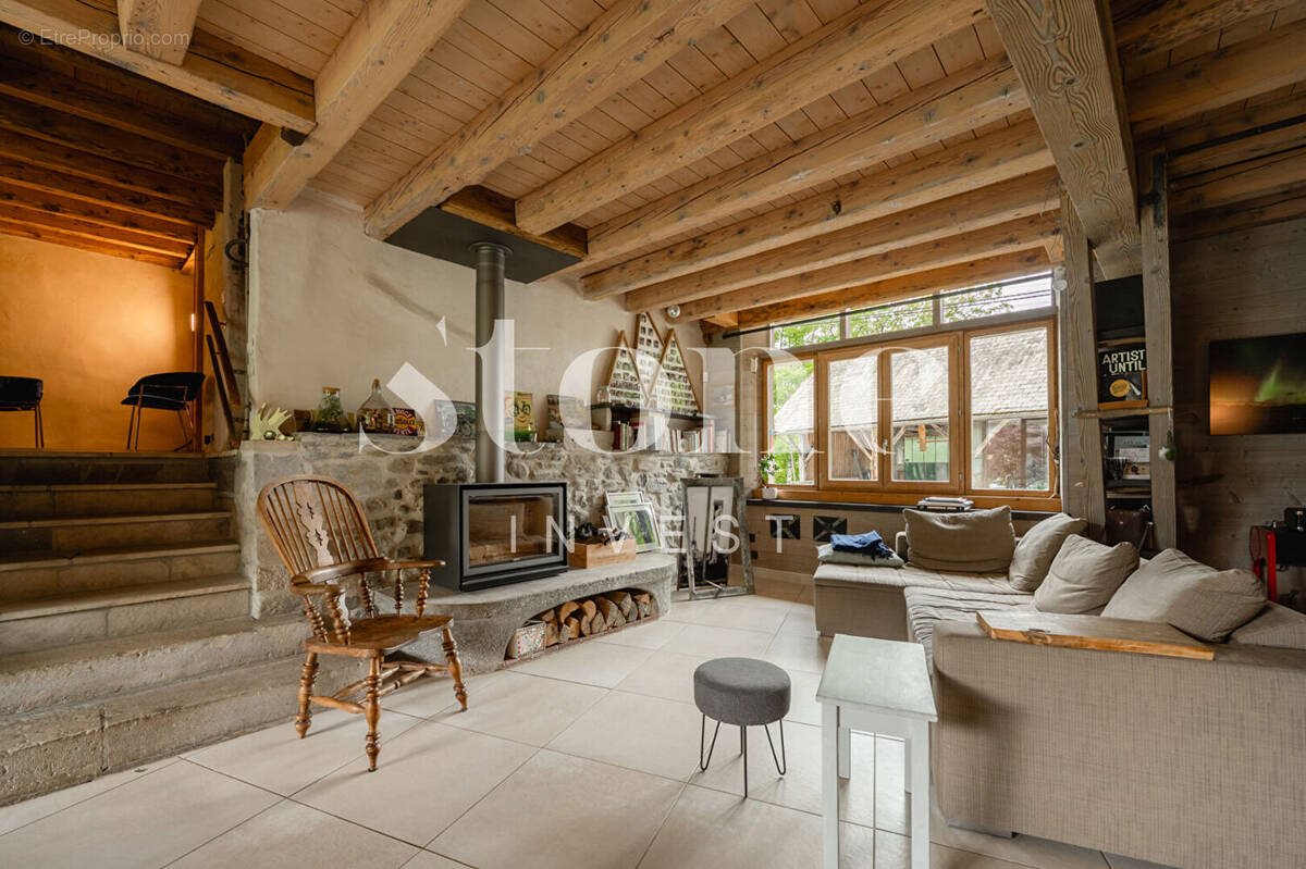 Maison à vendre, 350m², Nâves-Parmelan