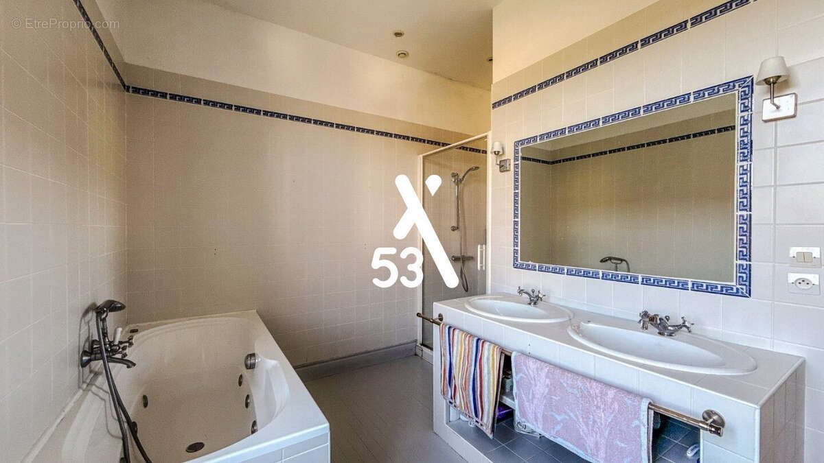 Maison à vendre, 245m², Thérouanne