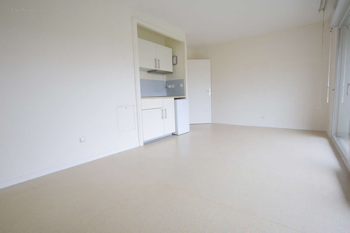 Appartement à vendre, 27m², Maurepas