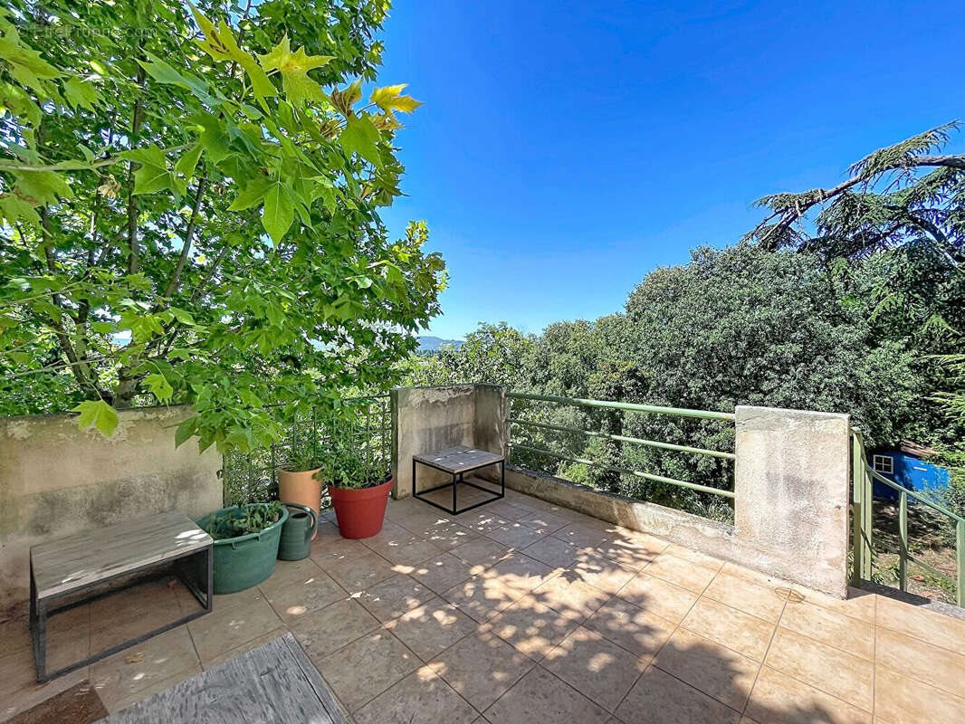 Appartement à vendre, 80m², Pertuis