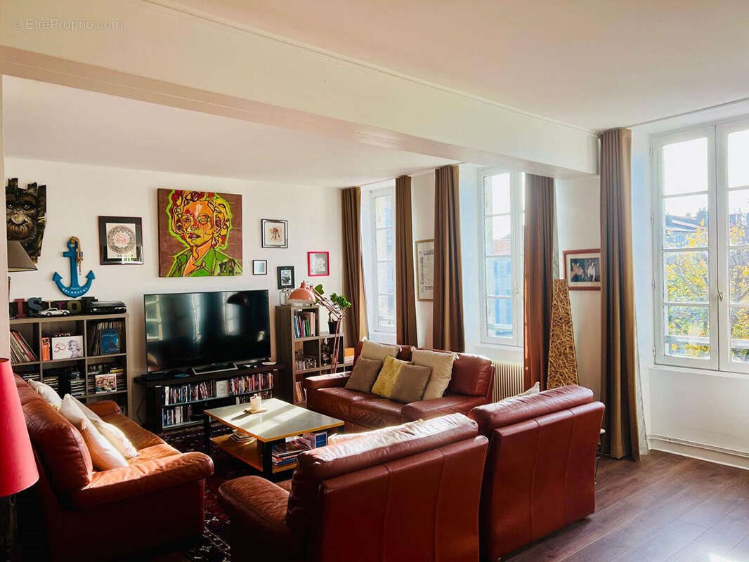 Appartement à vendre, 141m², Rochefort