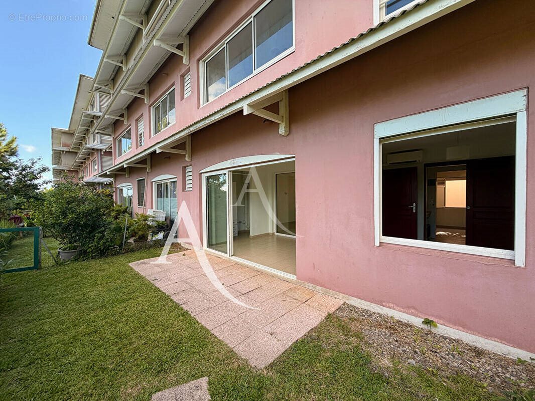 Appartement à vendre, 53m², Fort-de-France