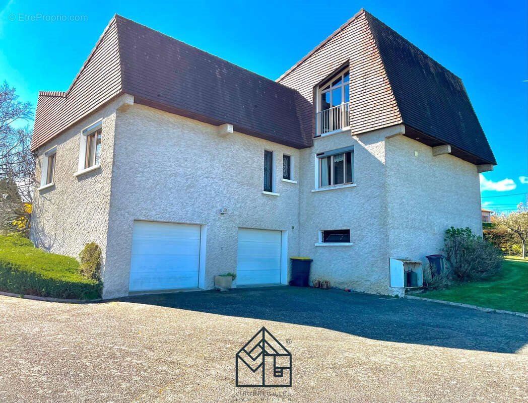 Maison à vendre, 144m², Commelle-Vernay