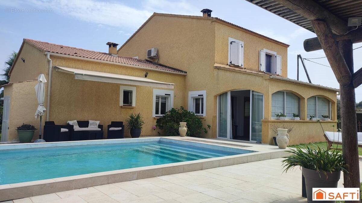 Maison à vendre, 159m², Taglio-Isolaccio