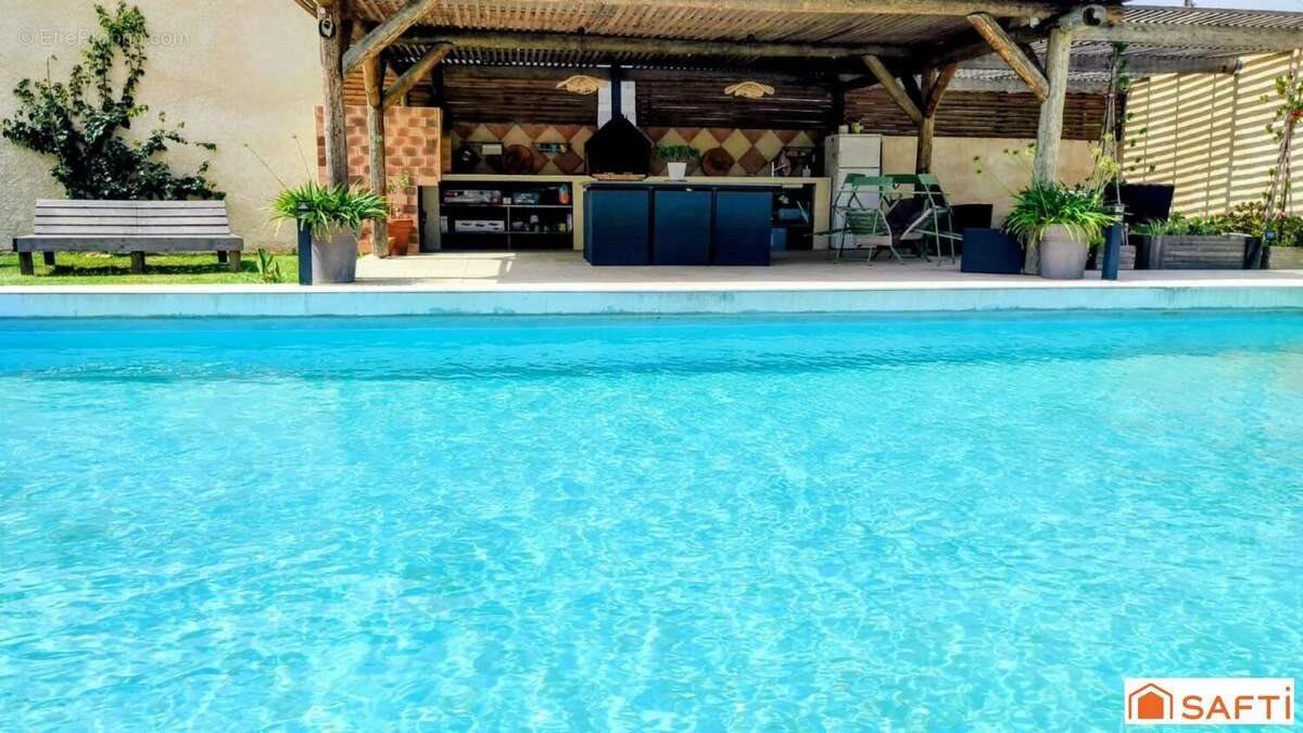Maison à vendre, 159m², Taglio-Isolaccio