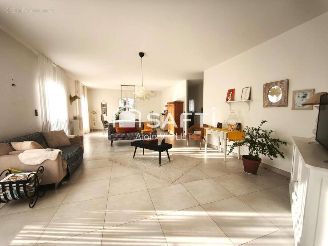Maison à vendre, 190m², Lavaur