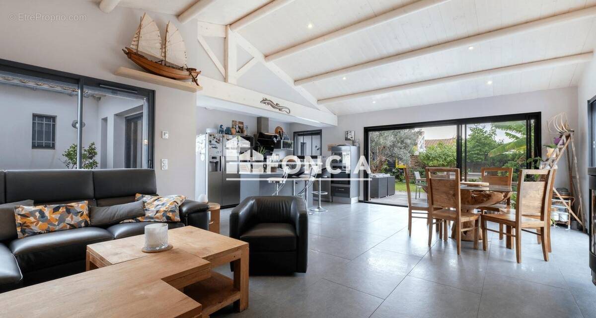 Maison à vendre, 187m², Loix