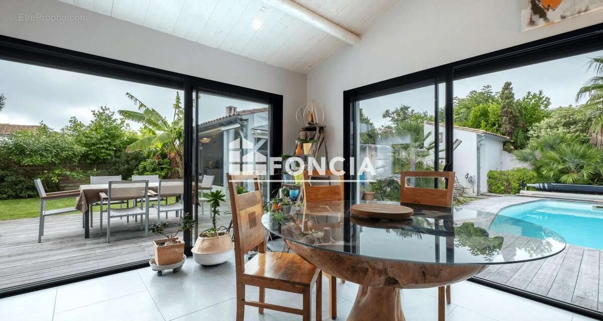 Maison à vendre, 187m², Loix