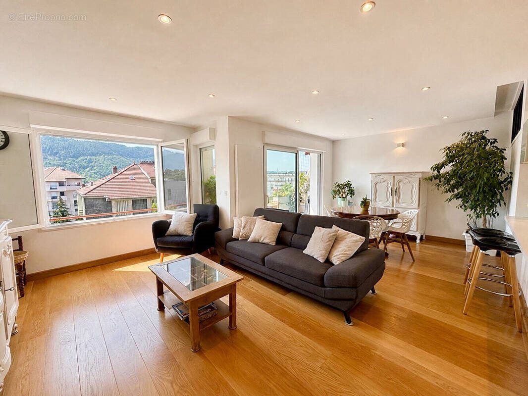 Appartement à vendre, 75m², Annecy