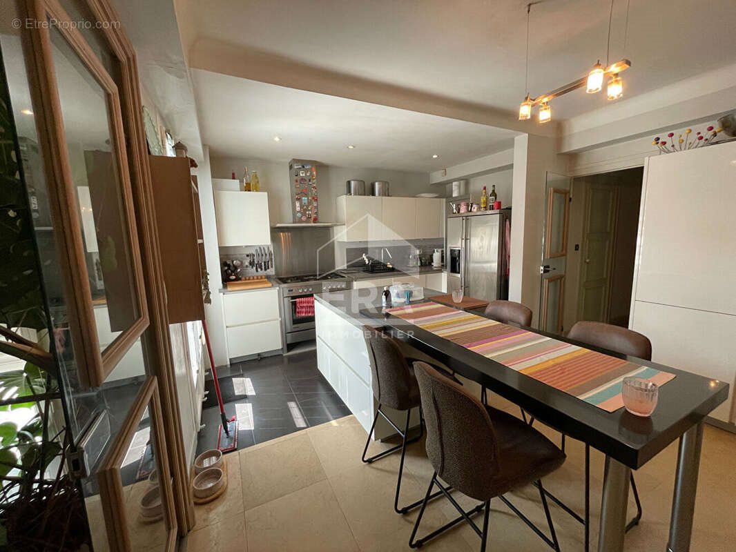 Maison à vendre, 223m², Pau