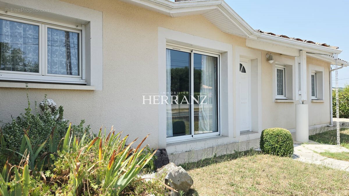 Maison à vendre, 90m², Saint-Magne-de-Castillon