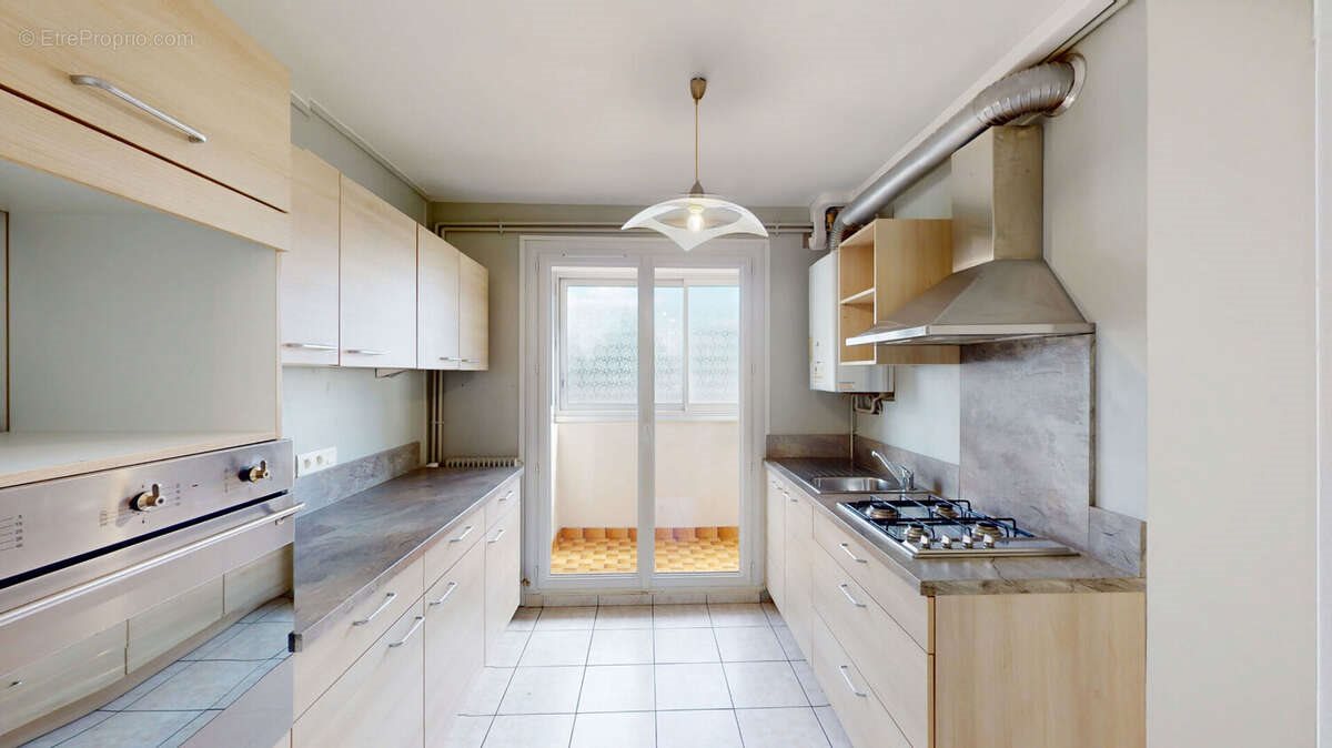 Appartement à vendre, 62m², Saint-Martin-d'Hères