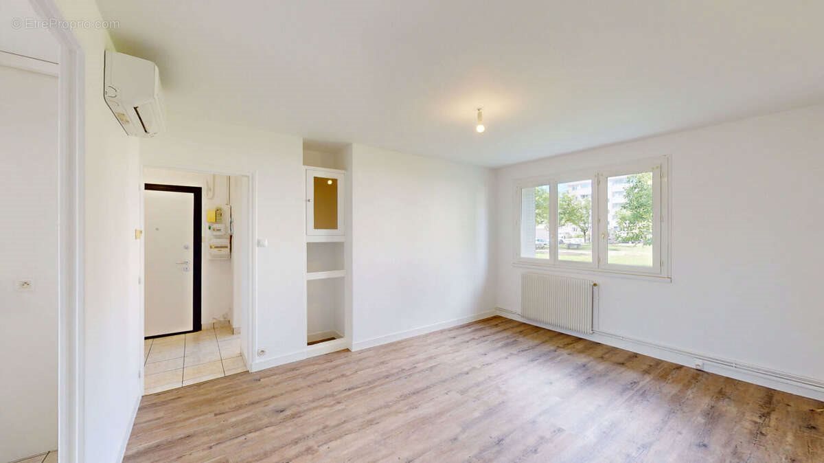 Appartement à vendre, 62m², Saint-Martin-d'Hères