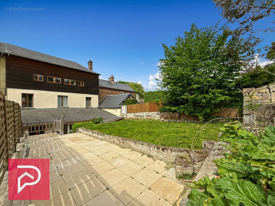 Maison à vendre, 160m², Beaumont-le-Roger