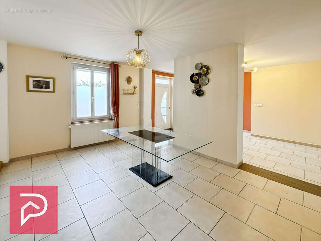 Maison à vendre, 160m², Beaumont-le-Roger