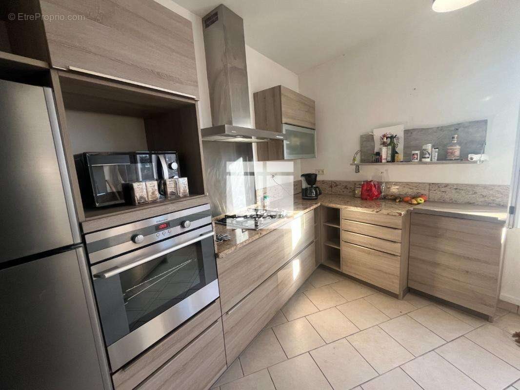 Appartement à vendre, 61m², Bastia