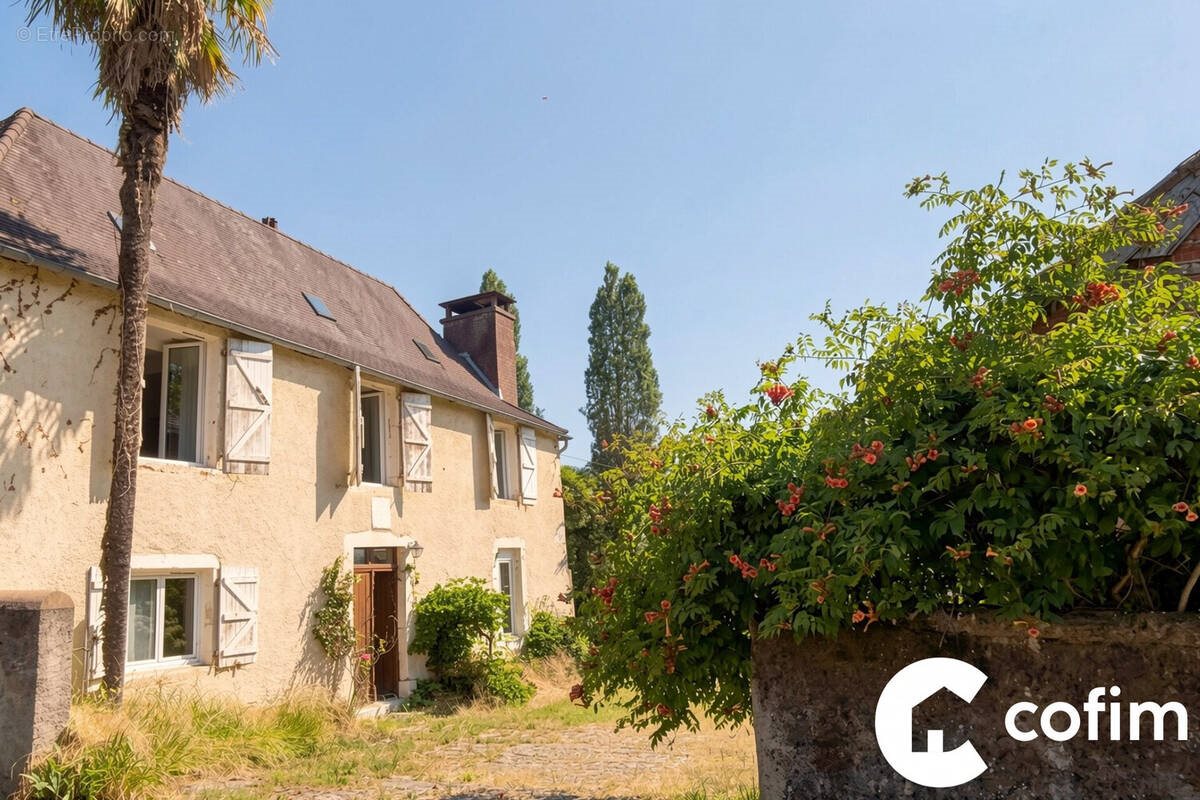 Maison à vendre, 153m², Gan