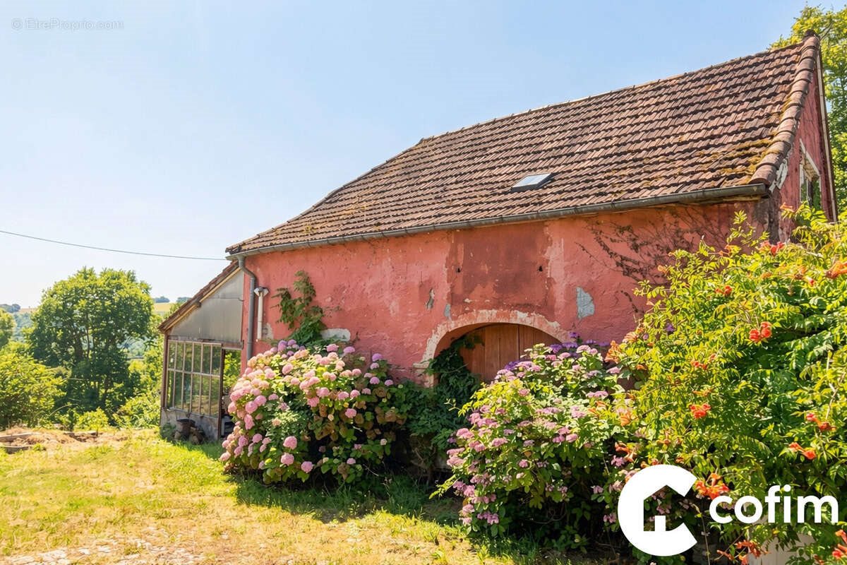 Maison à vendre, 153m², Gan