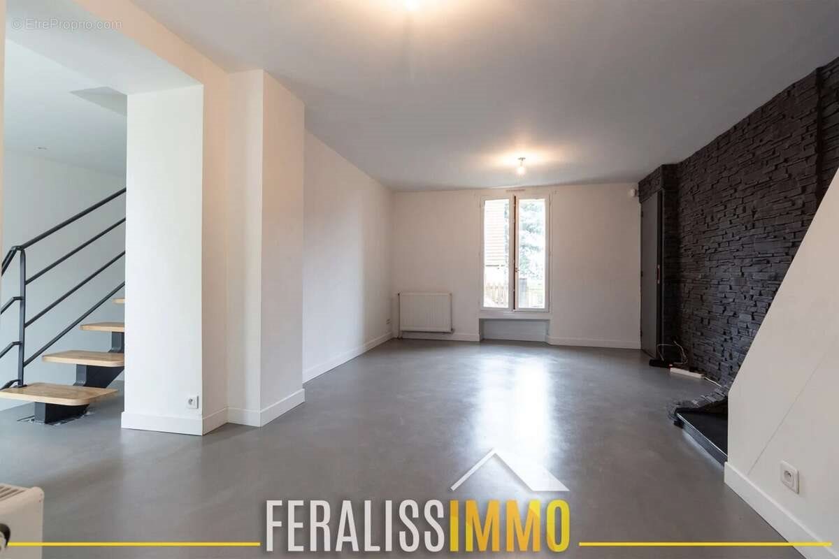 Maison à vendre, 95m², Courdimanche
