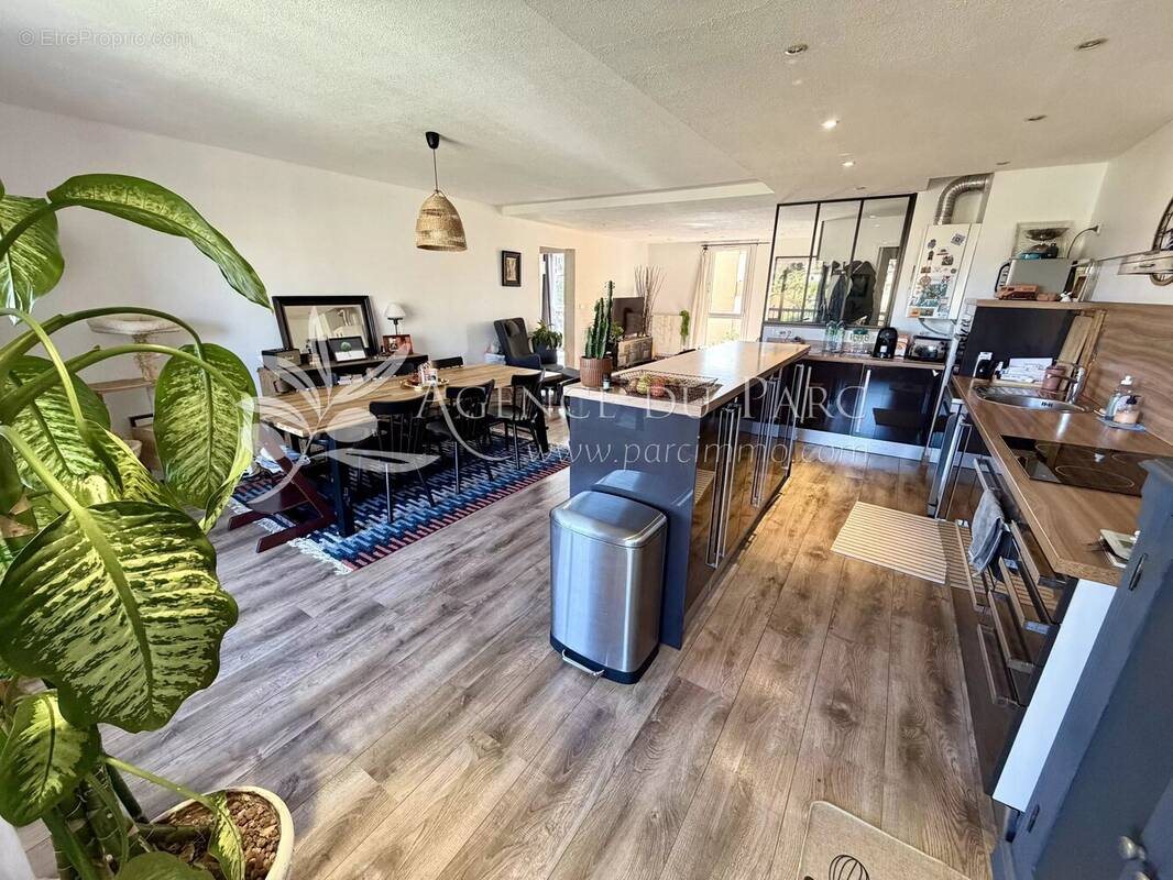 Appartement à vendre, 107m², Antibes