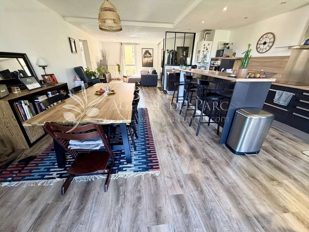 Appartement à vendre, 107m², Antibes