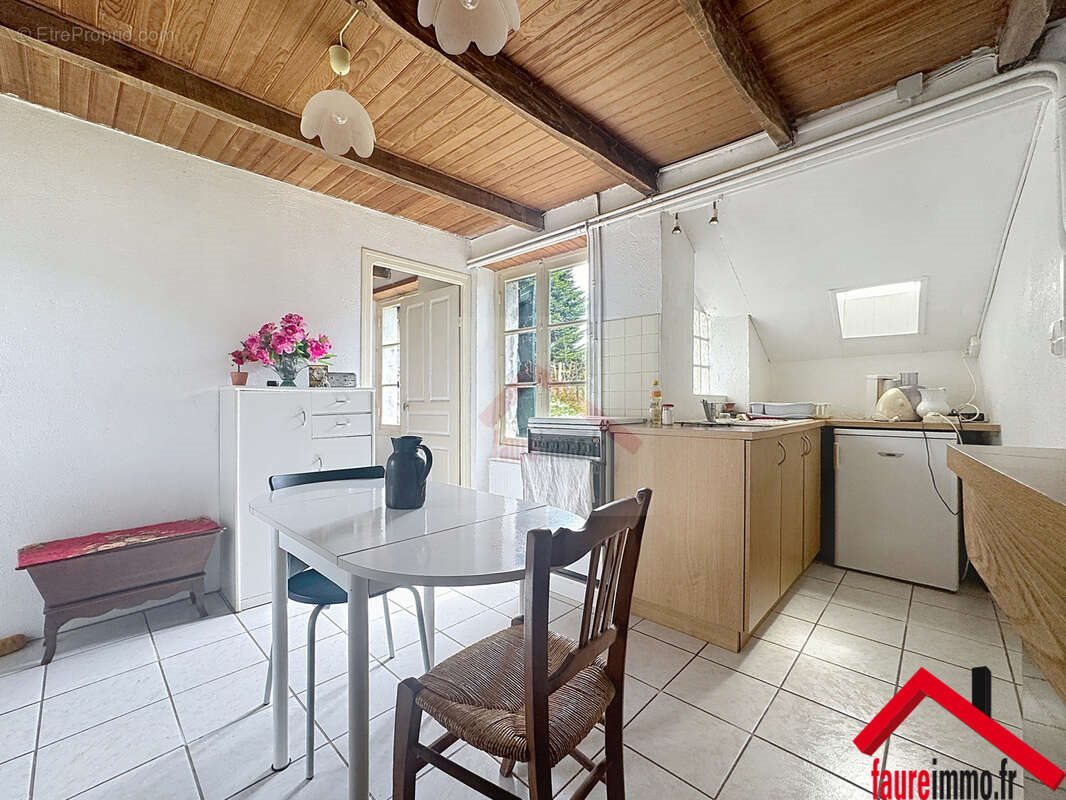Maison à vendre, 80m², Perpezac-le-Noir