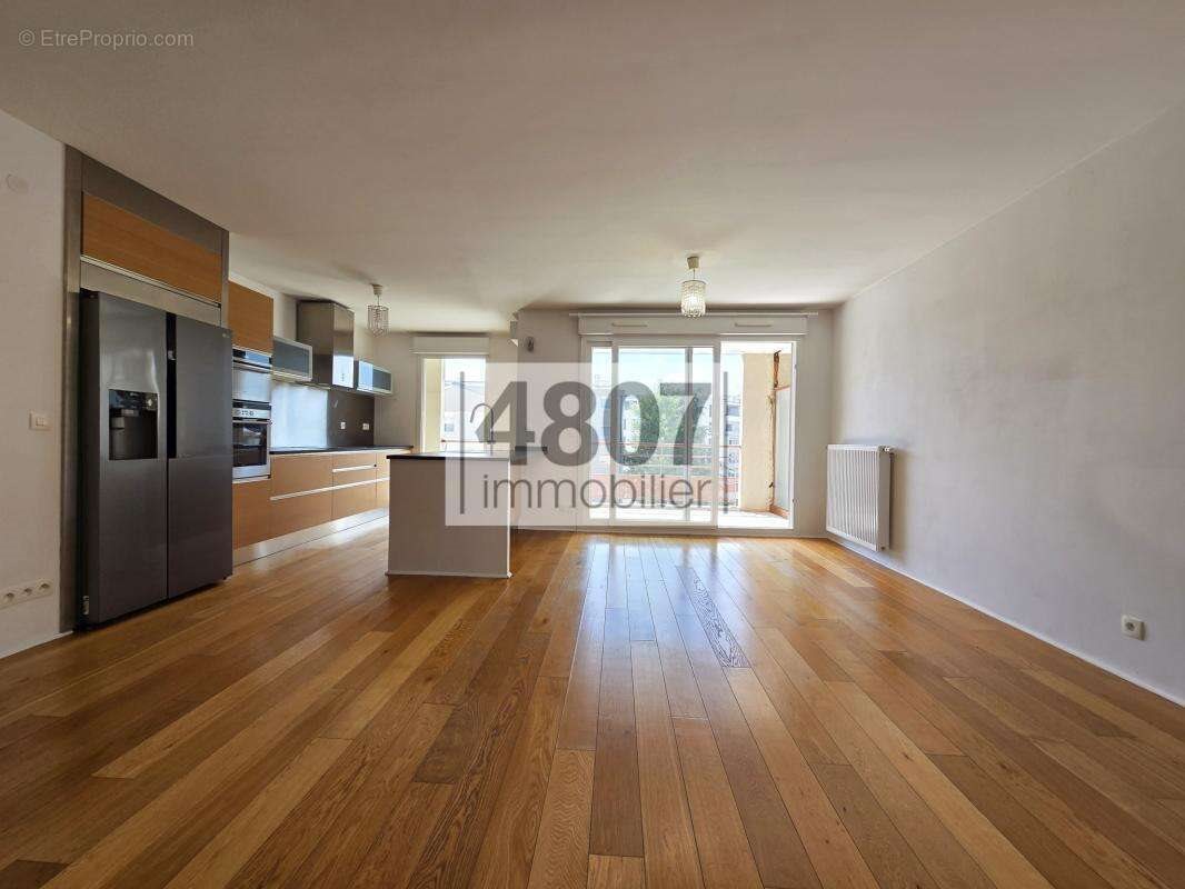 Appartement à vendre, 82m², Annemasse