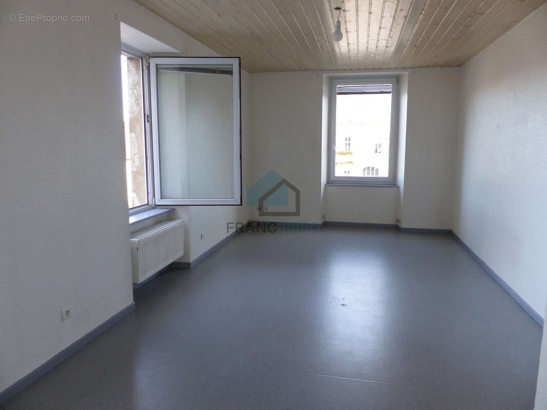 Appartement à vendre, 85m², Le Russey