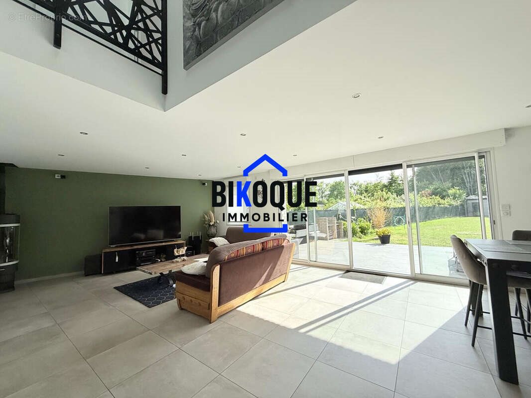 Maison à vendre, 177m², Téteghem
