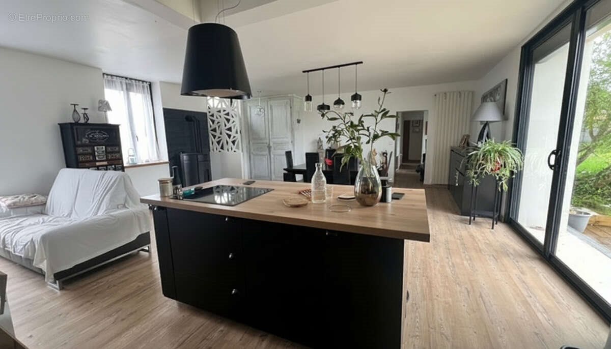 Maison à vendre, 113m², Chartres