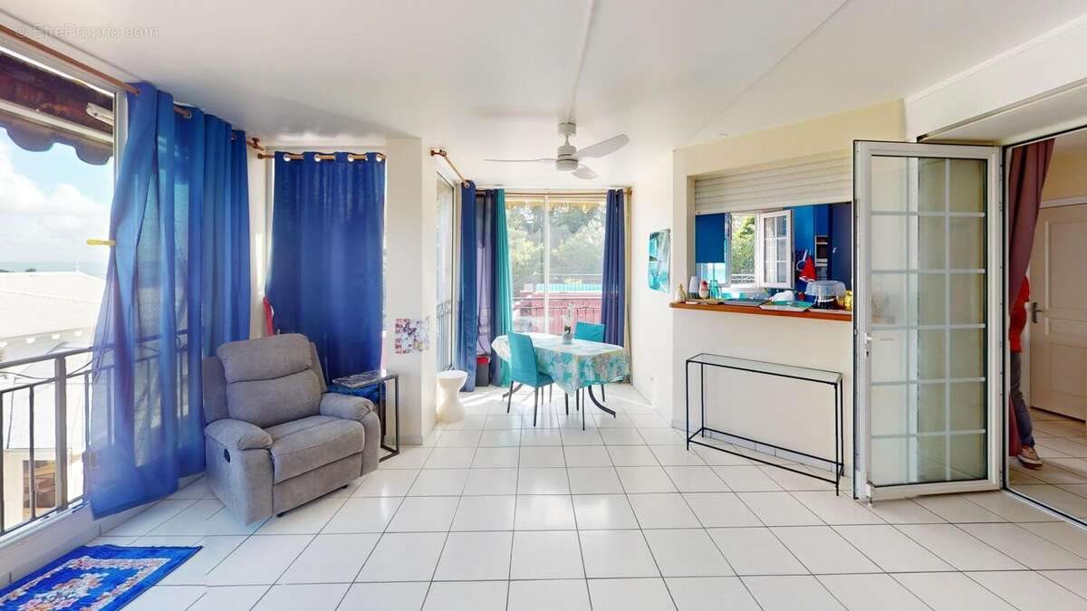 Appartement à vendre, 70m², Fort-de-France