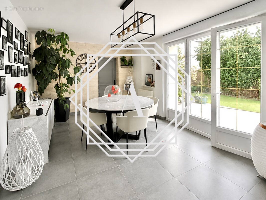 Maison à vendre, 135m², Bresles