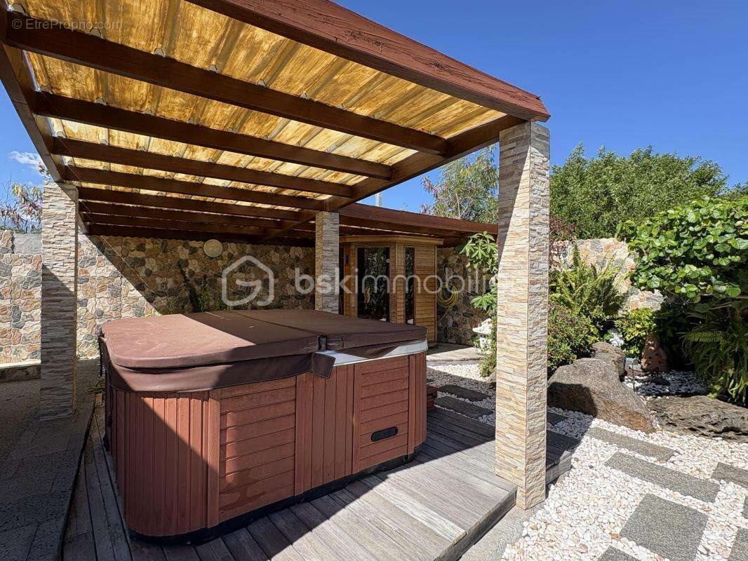 Maison à vendre, 300m², Saint-Paul
