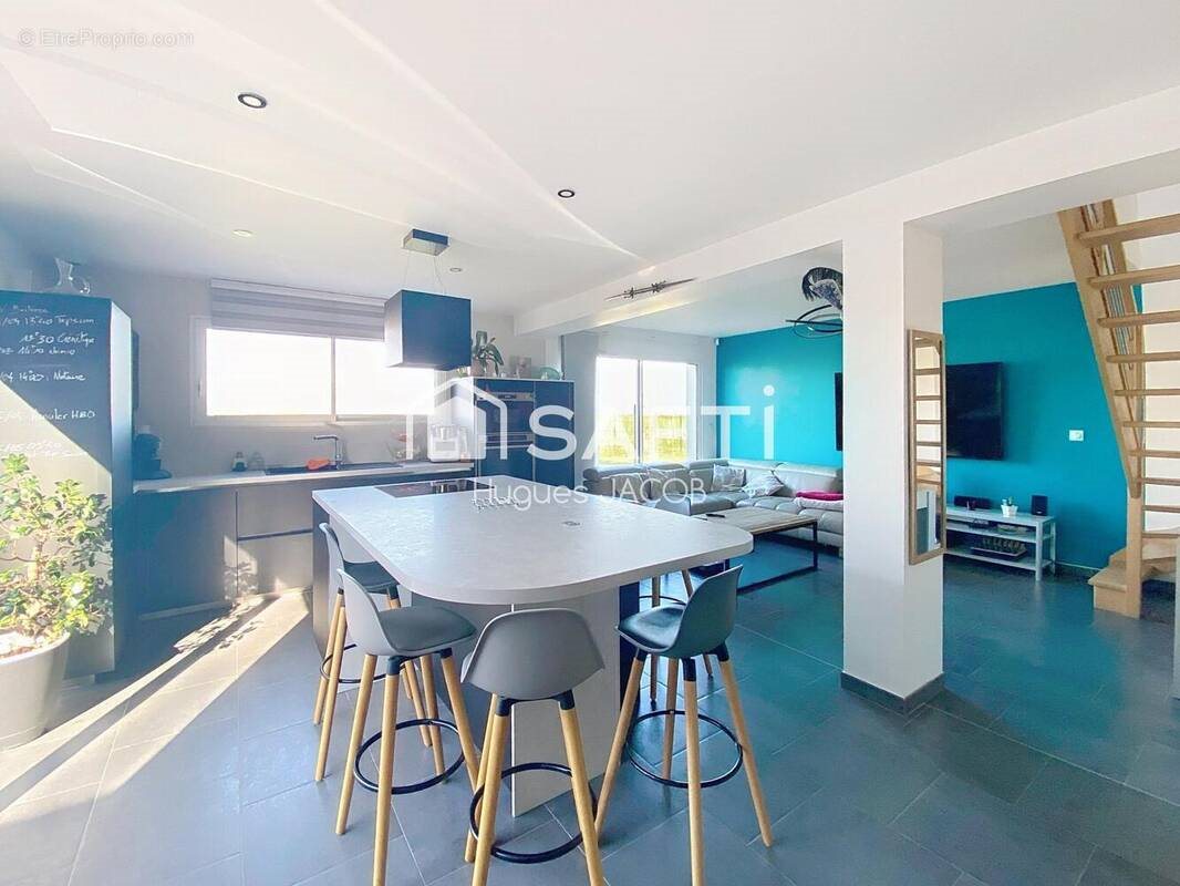 Maison à vendre, 135m², Douvres-la-Délivrande