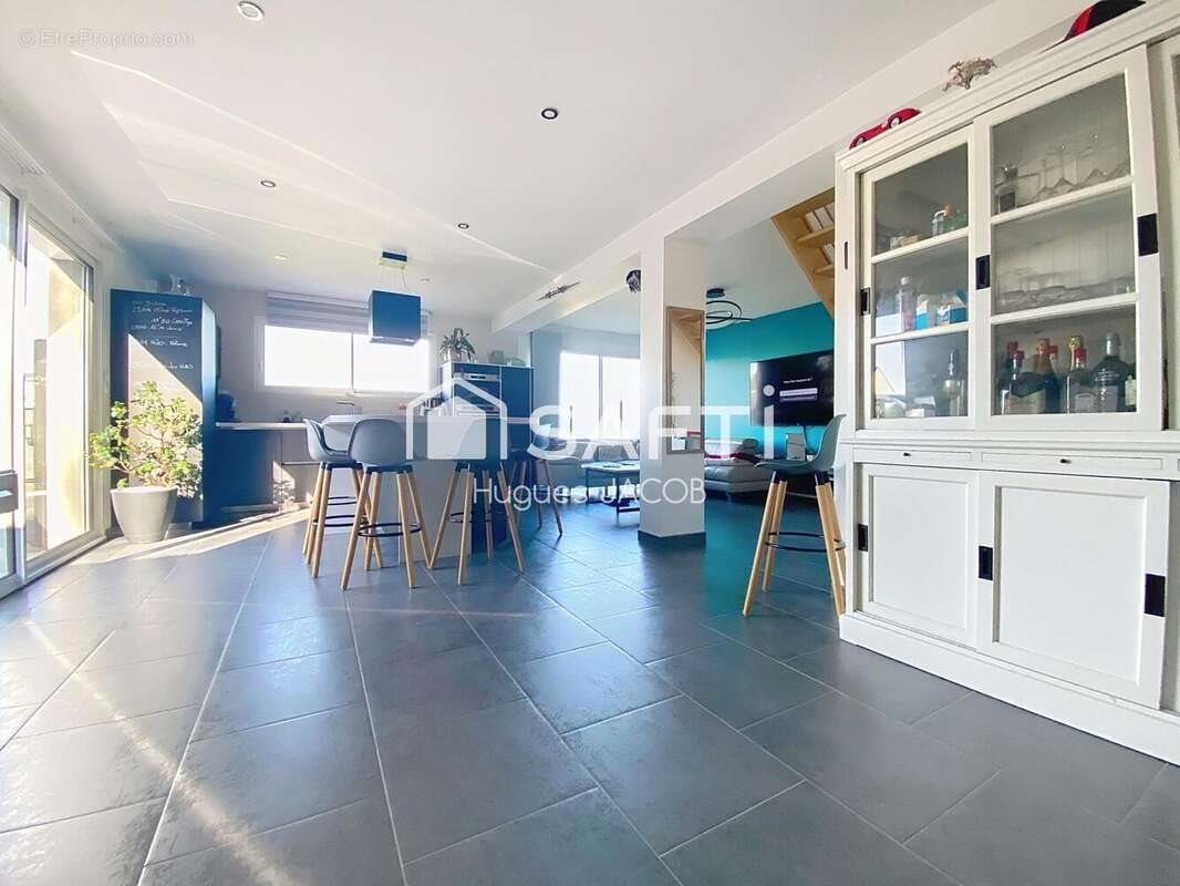 Maison à vendre, 134m², Douvres-la-Délivrande