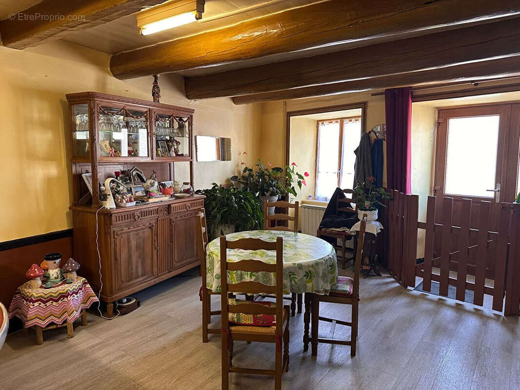 Maison à vendre, 198m², Saint-Flour