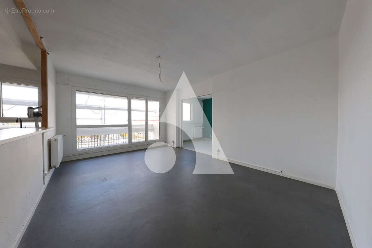 Appartement à vendre, 77m², Evry