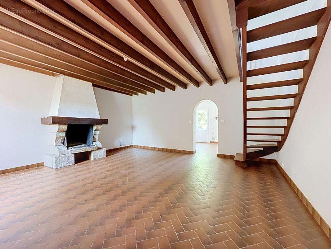 Maison à vendre, 71m², Saint-Molf